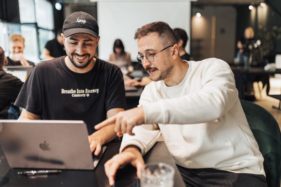 Beispielansicht von Code und Lernmaterial